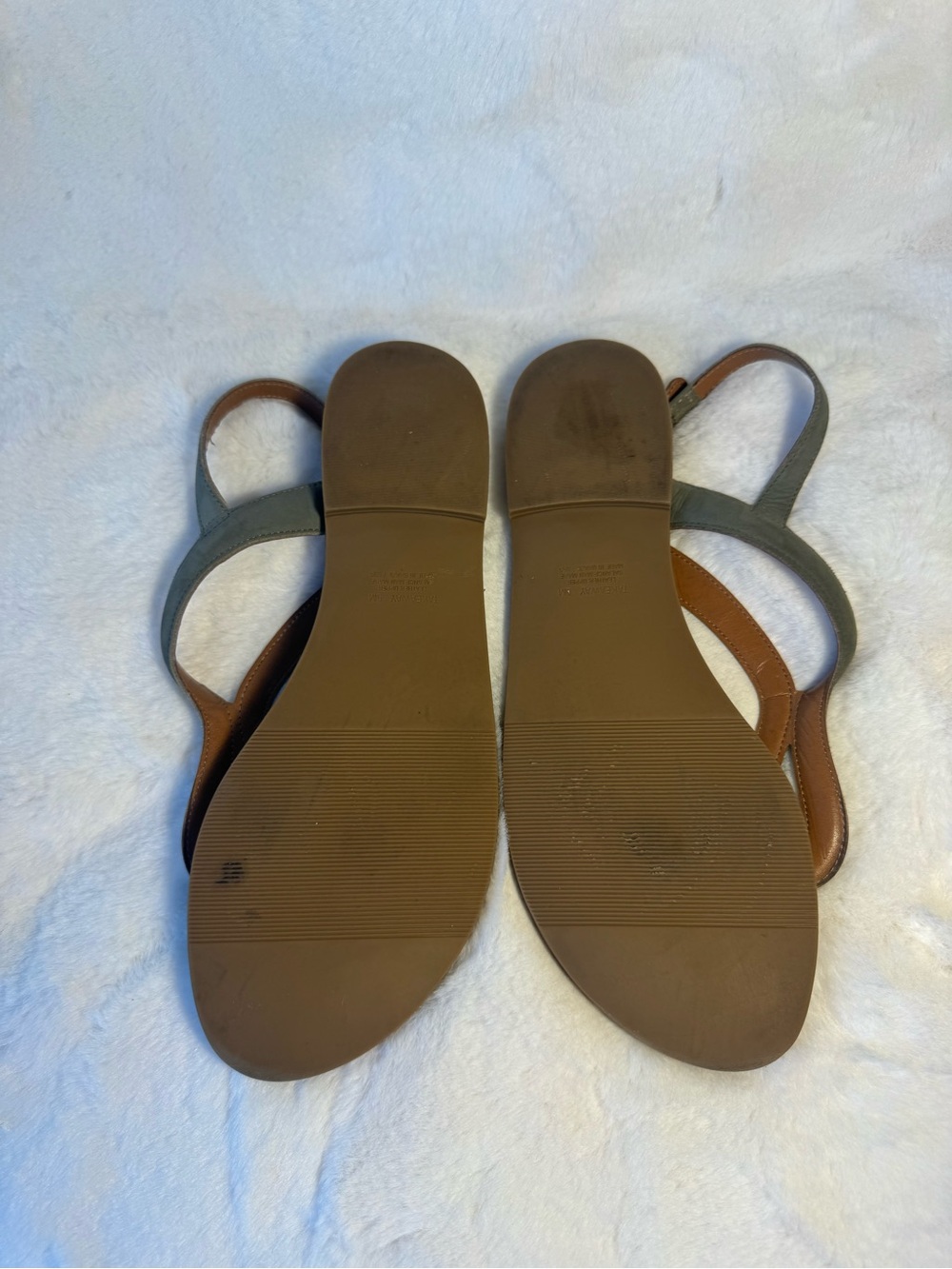 Steve Madden Olive Green Suede T-Strap Sandals for Women Size 9 - Picture 3 of 5